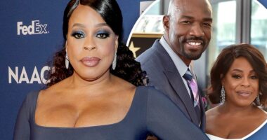 Did Niecy Nash Had A Divorce With Ex Husband? Is She Bisexual Or Gay? Partner Jessica Betts