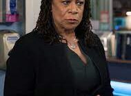 What Illness Does S Epatha Merkerson Have? Healthy Update - What Happened To The Film Actress? Explored