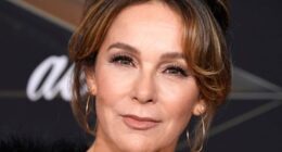 Dirty Dancing: Did Jennifer Grey Had Plastic Surgery? Before And After Photos On Twitter