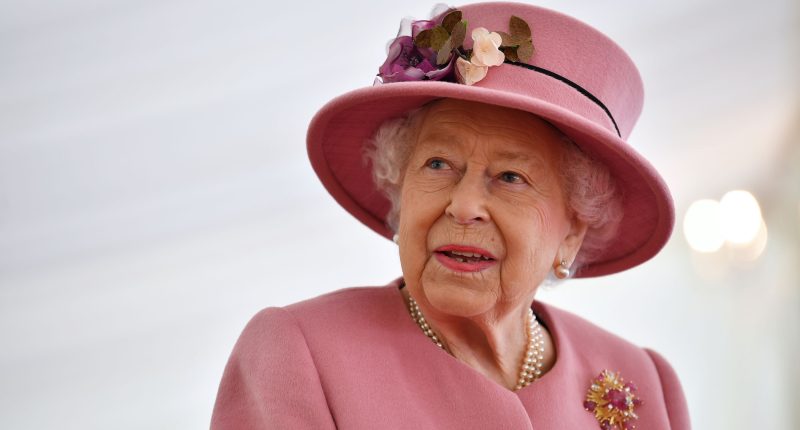 What Happened To Queen Elizabeth II Today: Is Queen Still Alive Or Dead? Her Doctors This Morning Amid Increasing Concerns For Her Health