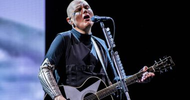 Is Billy Corgan Sick And Battling With Laryngitis? Illness And Health Update