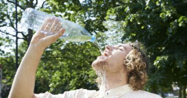 Can one die from drinking too much water? How did Bruce Lee die? 