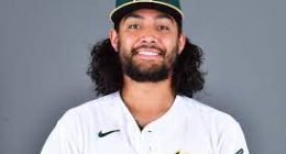 Is San Diego Padres Pitcher Sean Manaea Hair Real? Long Hairstyle – How Did He Grow His Hair