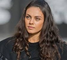 Mila Kunis No Make Up Look Viral On Reddit And TikTok: Weight Loss Before And After- Beauty Secret