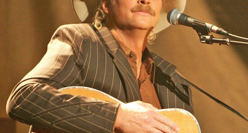 Is Country Music Star Alan Jackson Religion Christian? Did He Pass Away Today?