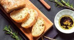 How to reheat bread without hardening it?