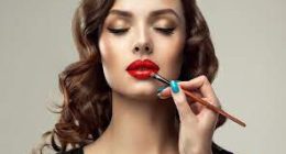 Top 5 Beauty Trends You Need To Ditch This Year