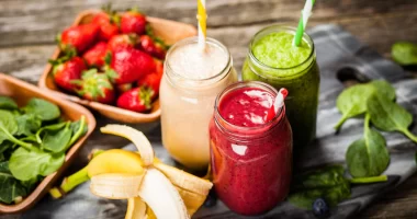 15 Deliciously Healthy Green Smoothie Recipes