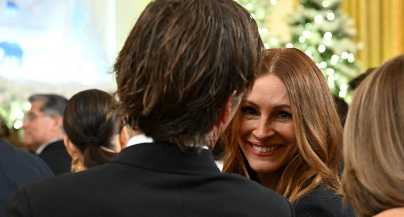 Julia Roberts And Husband Danny Moder Flaunt Cute Pda In Rare Photos Together 247 News Around 0178