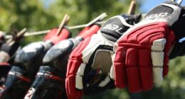 How to Wash Hockey Gloves – Reducing Hockey Glove Smell