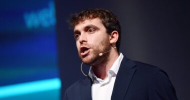 Fabrizio Romano Wife: Is He Married? Gender And $exuality