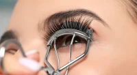 Removing Lash Extensions Safely Without Remover At Home? 7 Expert Ways