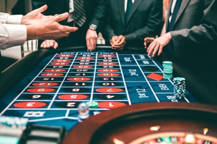Important Tips to Consider When Choosing Online Or Offline Casino Slot Options | Source: Pexels