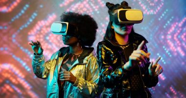 Navigating the Metaverse: The Future of Gaming and Virtual Realities