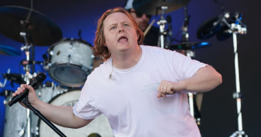 Lewis Capaldi: Age, Tourette Syndrome, Girlfriend, Top Songs, and Instagram Revealed