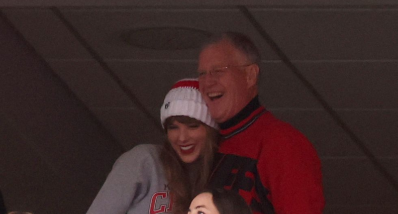 Taylor Swift Pauses Tour for Dad’s Heart Surgery Recovery