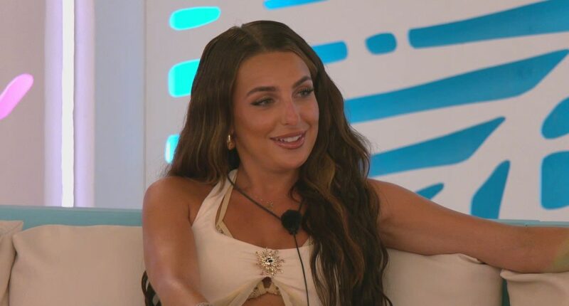 Toni Laites Signs With Top UK Agency After Love Island Win